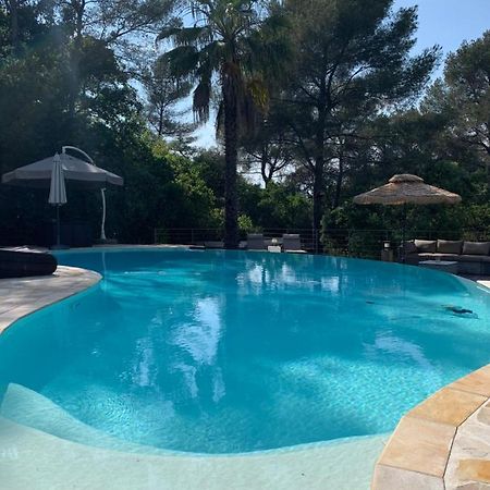 B&B Les Voiles De Valescure Chambres D'Hotes Et Son Espace Bien Etre Saint-Raphael  Ngoại thất bức ảnh